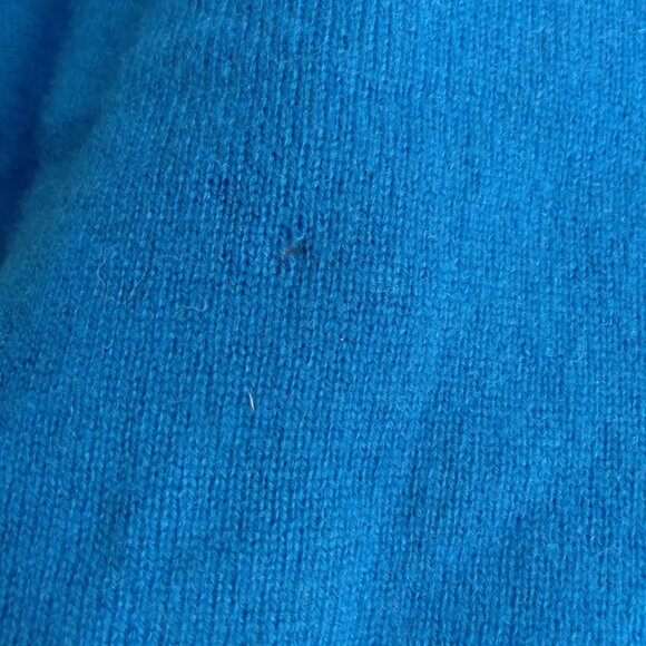 Charter Club Blue 100% Cashmere Long Sleeve Sweater - Picture 4 of 4